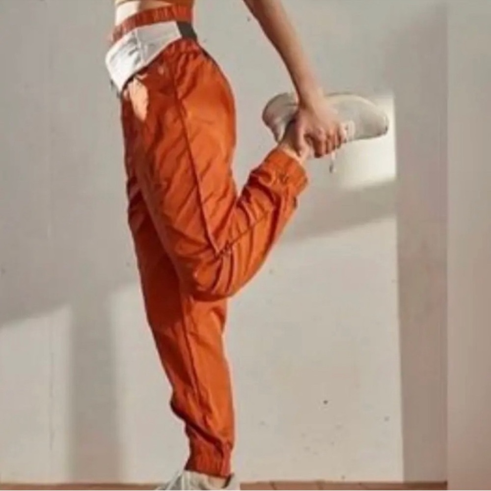 FP MOVEMENT Free People Way Home Rust High Rise Cinched Active Joggers Pants M - Picture 5 of 13